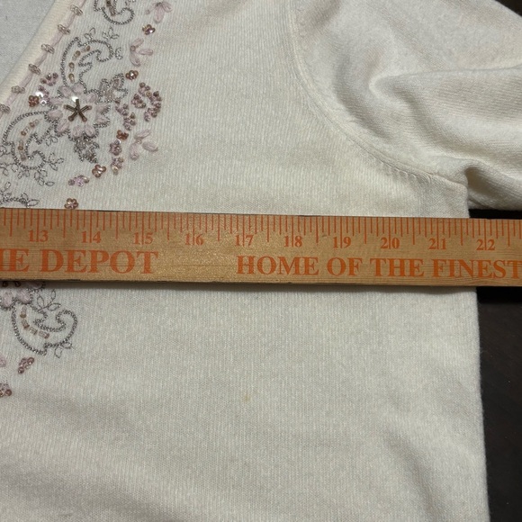 Avenue Button Front Embroidered Sequined Elegant Pearl Color Cardigan size 14/16 - Picture 6 of 7